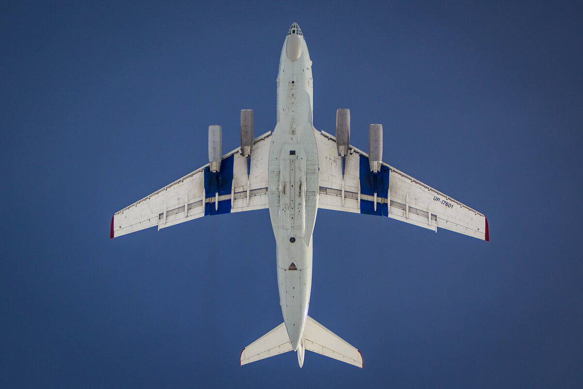 View of the Ilyushin as it flies overhead